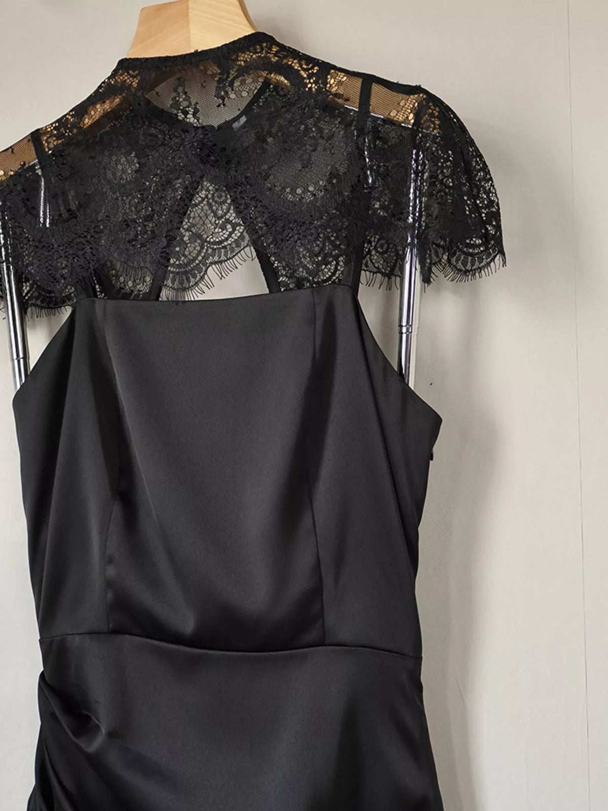 Women's Satin Mini Party Dress with Detachable Lace Cape – 8