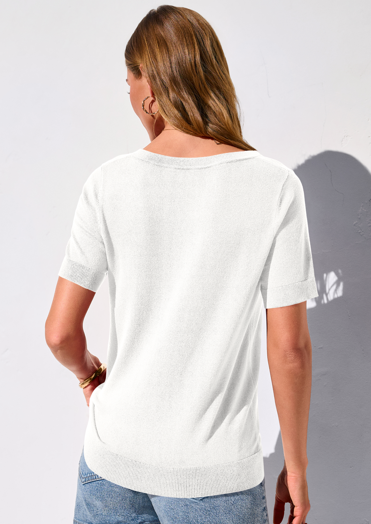 Women's V-Neck Short Sleeve Knit Sweater – Lightweight Pullover Top