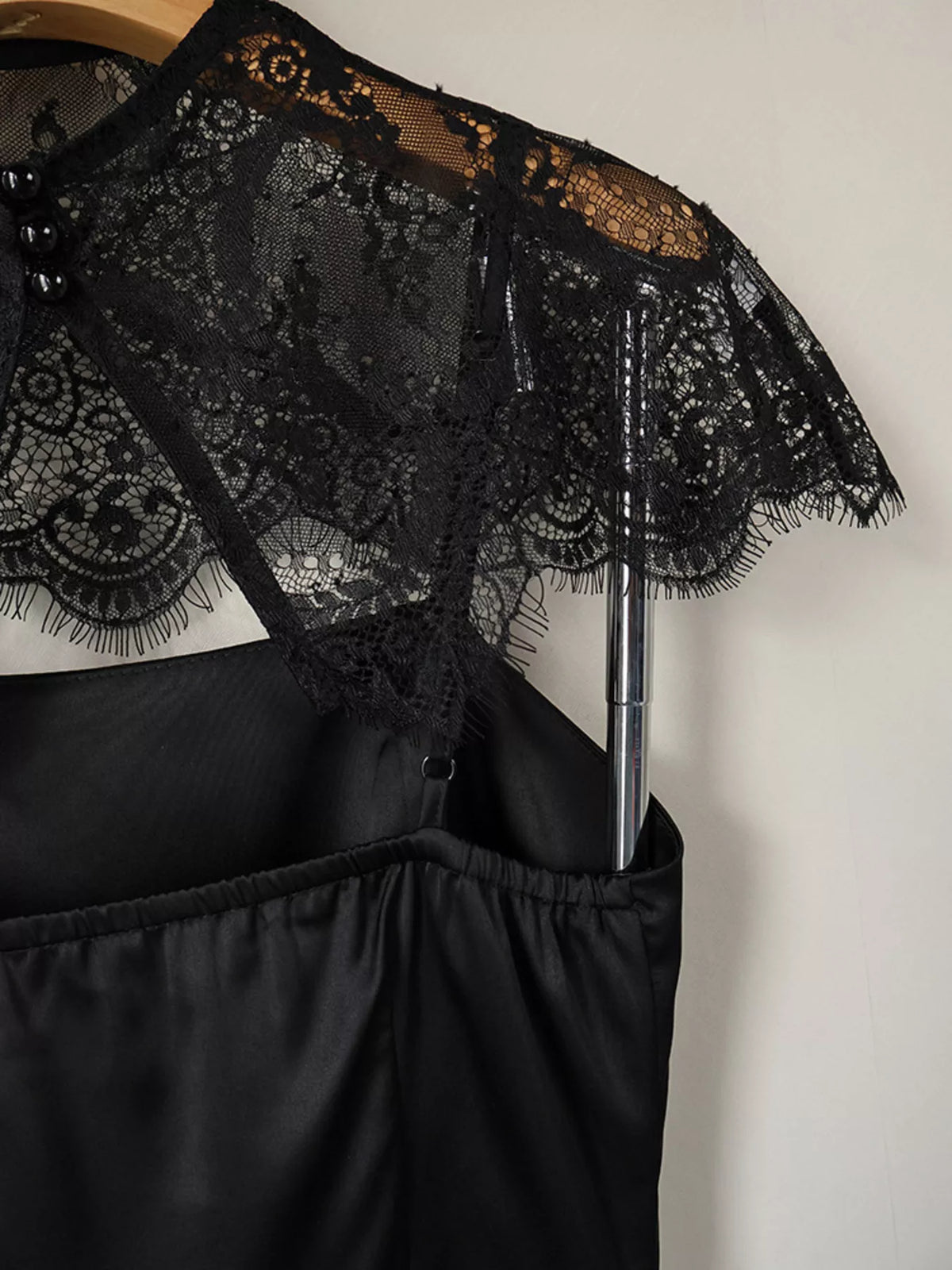 Women's Satin Mini Party Dress with Detachable Lace Cape – 12